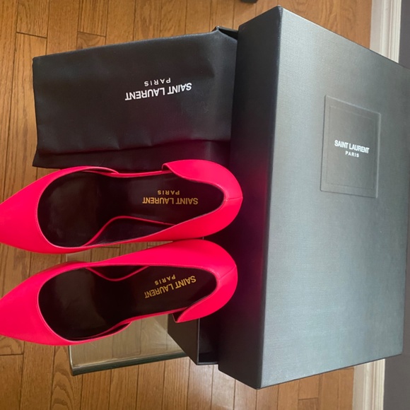 Saint Laurent Paris - Picture 3 of 3